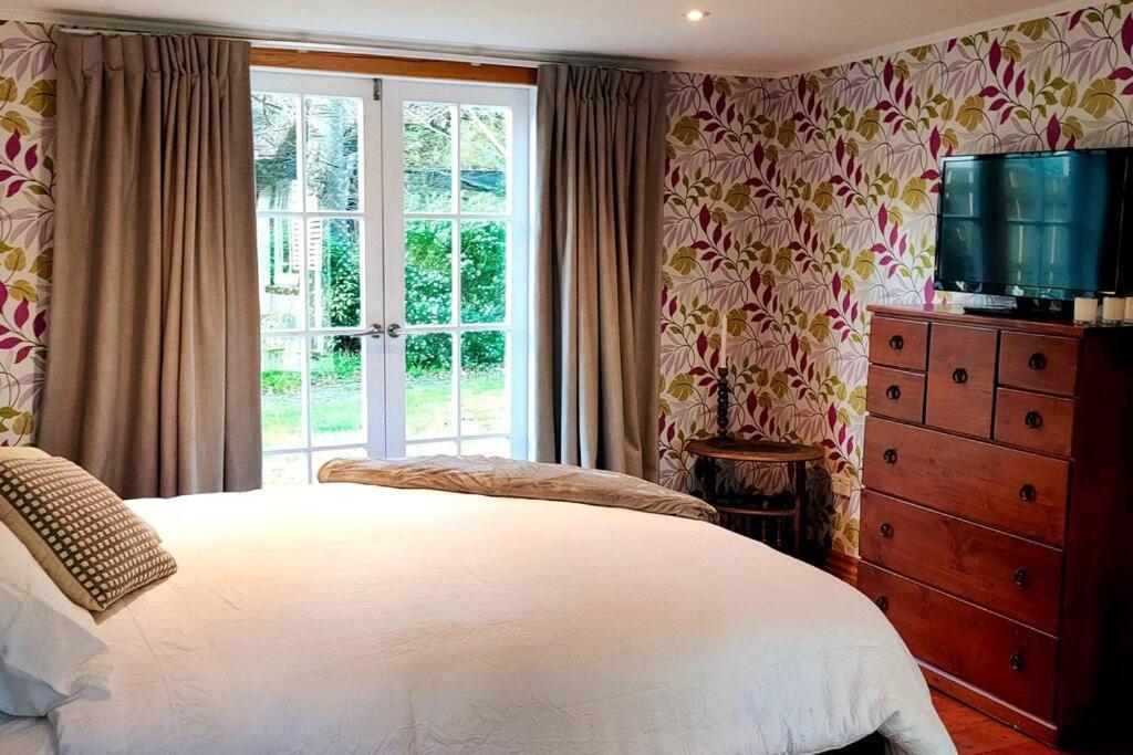 Featherston The Oaks- A Beautifully Appointed 1890S Villa מראה חיצוני תמונה
