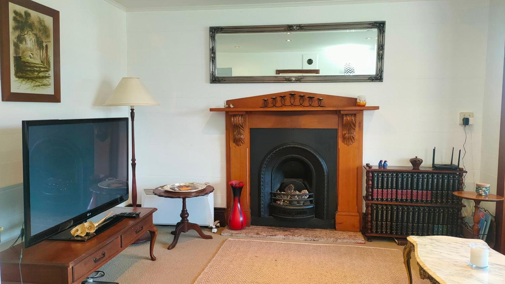 Featherston The Oaks- A Beautifully Appointed 1890S Villa מראה חיצוני תמונה
