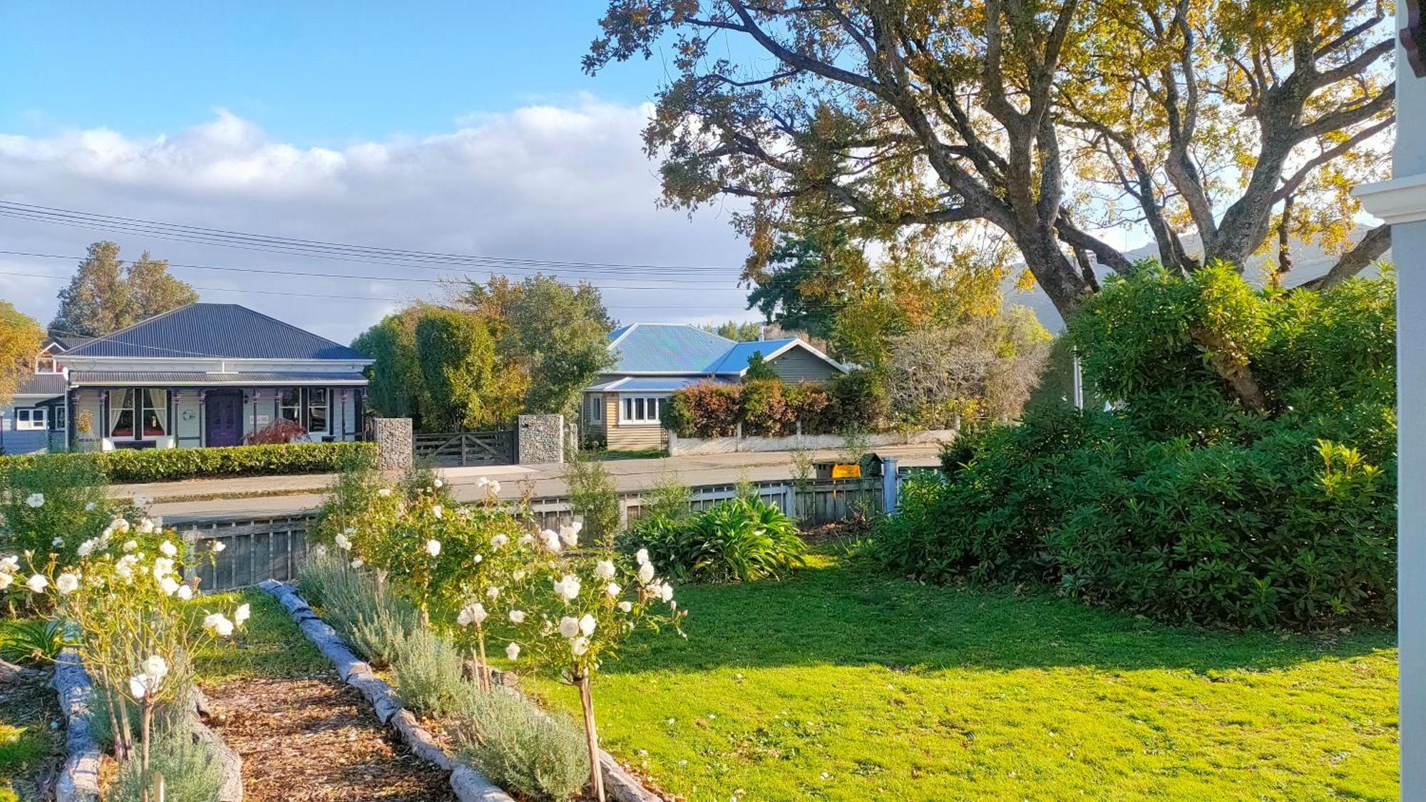 Featherston The Oaks- A Beautifully Appointed 1890S Villa מראה חיצוני תמונה